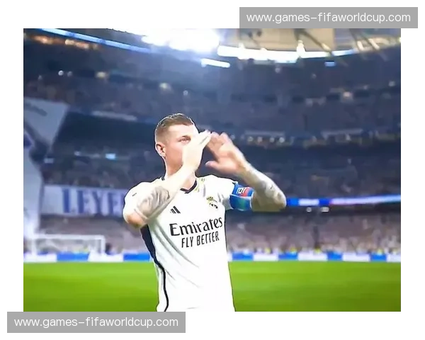 白衣胜雪下的赤红风暴：皇马与广州，一场关于足球灵魂的跨时空博弈