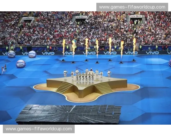 【巅峰对决】恒大vs汉堡：一场载入史册的足球盛宴，直播不容错过！